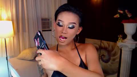 AdriannaFowks online show from 03.27.26