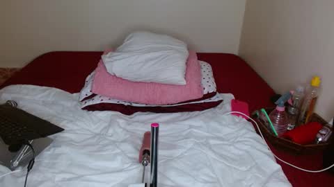 Snapshot of lustrouschoco chatting on 03.11.26 lustrous-choco online show from 03.11.26