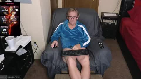 Snapshot of lusty48 chatting on 12.28.24 lusty48 online show from 12.28.24