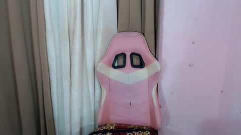 Snapshot of lustyseraphina chatting on 03.06.26 lustyseraphina online show from 03.06.26