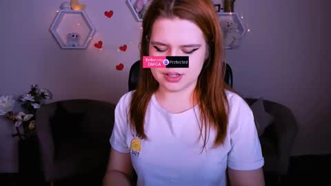 Snapshot of lusy_puff chatting on 02.27.25 lusy_puff online show from 02.27.25