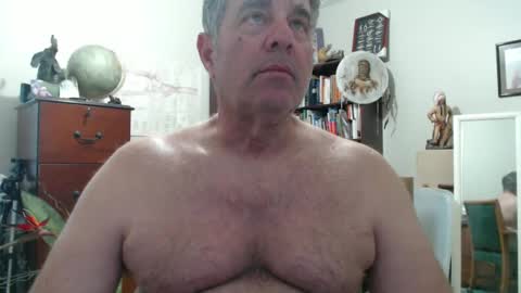 Snapshot of luv2bnakedallthetime chatting on 02.11.25 Tony online show from 02.11.25