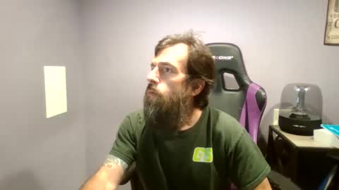 Snapshot of luv2likslit611455 chatting on 09.11.25 Luv2likslit online show from 09.11.25