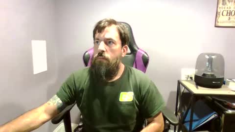 Snapshot of luv2likslit611455 chatting on 10.08.25 Luv2likslit online show from 10.08.25