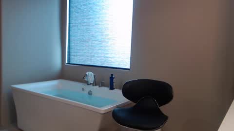 Snapshot of luv_missle chatting on 03.05.25 luv_missle online show from 03.05.25