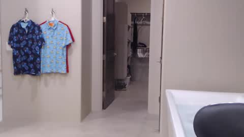 Snapshot of luv_missle chatting on 03.11.25 luv_missle online show from 03.11.25