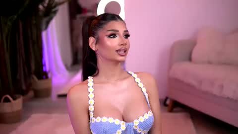 Snapshot of luvcaprice chatting on 01.19.26 Caprice online show from 01.19.26