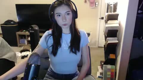 Snapshot of luvrxstarx chatting on 01.17.26 luvrxstarx online show from 01.17.26