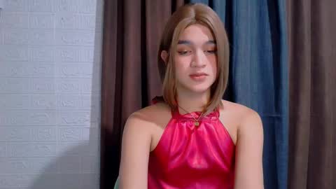 queen lux online show from 02.07.26