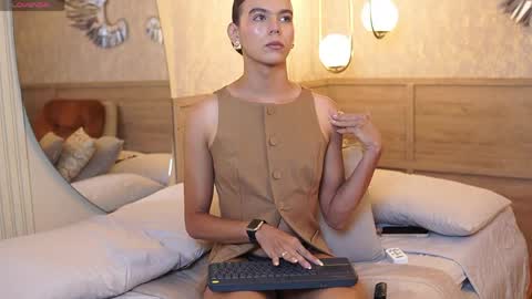 Luxa  online show from 04.16.26