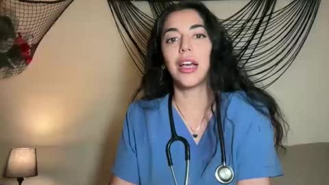 Snapshot of luxcher22 chatting on 11.05.25 luxcher22 online show from 11.05.25