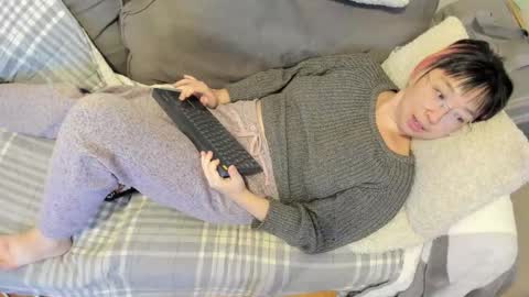 Snapshot of luxgray chatting on 10.18.25 LuxGray online show from 10.18.25