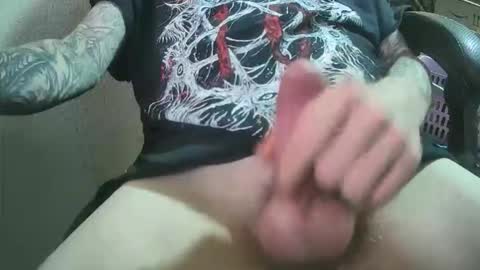 Snapshot of luxiferr666 chatting on 12.15.25 belzebubs online show from 12.15.25