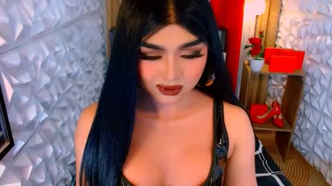 Snapshot of luxsasha chatting on 03.19.26 Sasha Blaire online show from 03.19.26