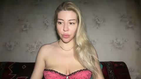 LuxSonyaStar online show from 06.15.26