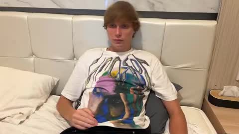 Snapshot of luxury_bob chatting on 02.12.26 luxury_bob online show from 02.12.26