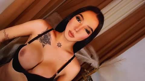 Snapshot of luxywilson chatting on 12.03.24 luxy online show from 12.03.24