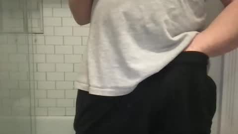 lvguynextdoor440656 online show from 05.12.26