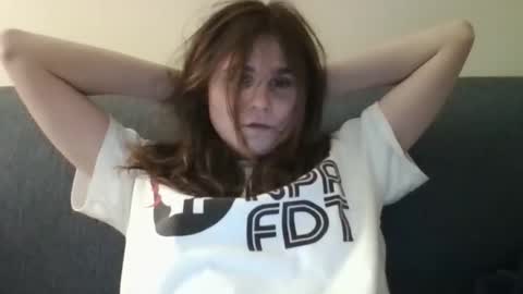 Snapshot of lwhiterekords chatting on 02.16.26 lwhiterekords online show from 02.16.26