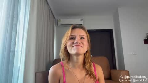 lxsundolyxl_ online show from 02.07.26