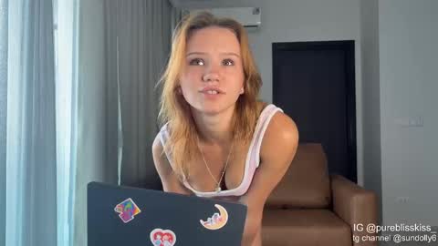 lxsundolyxl_ online show from 02.08.26