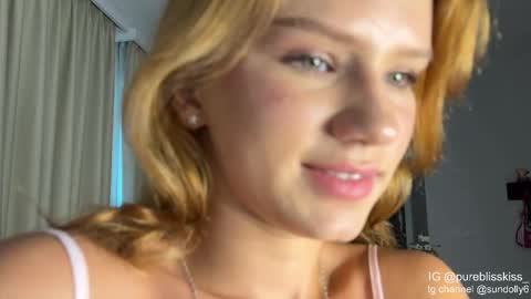 lxsundolyxl_ online show from 02.26.26