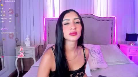 lya_brown online show from 08.04.26
