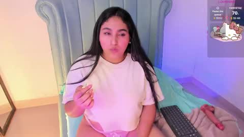 LYA DUBOIS  online show from 05.02.26