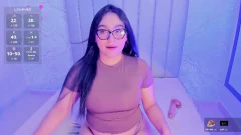 LYA DUBOIS  online show from 07.01.26