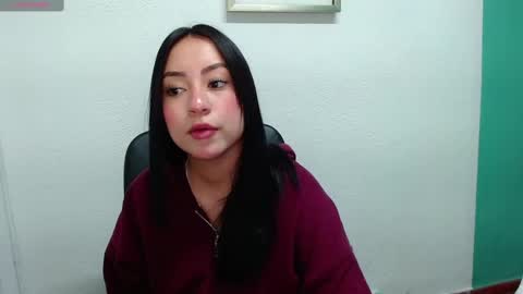 Snapshot of lya_levine chatting on 03.03.25 Lya online show from 03.03.25