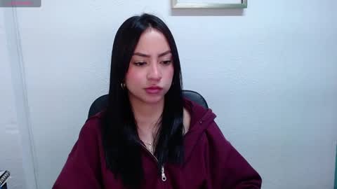 Snapshot of lya_levine chatting on 03.10.25 Lya online show from 03.10.25