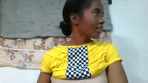 Snapshot of lydie856696 chatting on 07.18.26 lydie856696 online show from 07.18.26