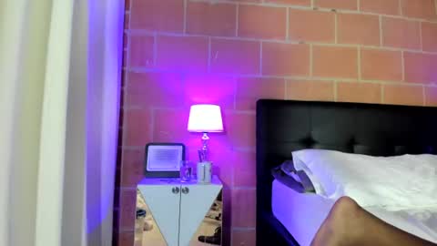 lyeah online show from 07.08.26