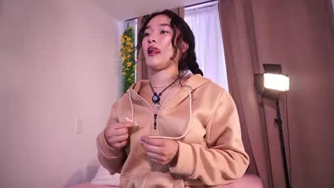 Lyhana Lee online show from 06.20.26