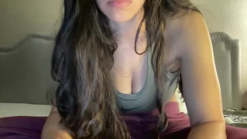 Olivia online show from 12.08.24