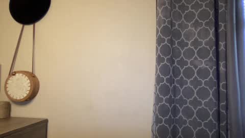 Olivia online show from 02.22.25