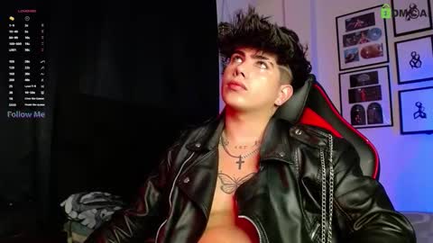 Lyle Bennett Freelance Model online show from 11.19.25