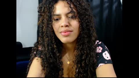 lylii_evans online show from 02.09.25
