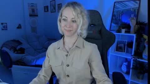 Lylith Skye NO NUDE model online show from 02.02.25