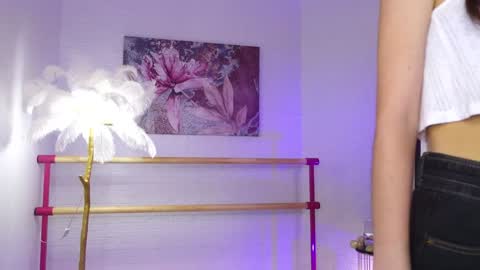 Lyly   online show from 12.08.24