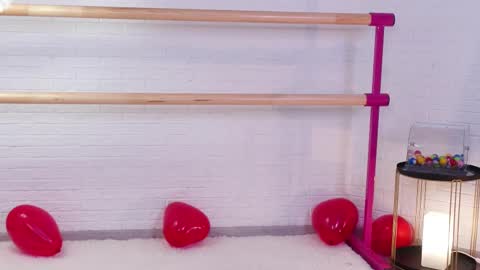 Lyly   online show from 02.16.25