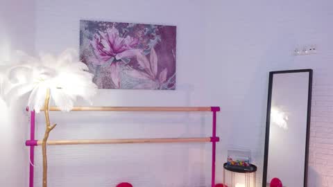 Lyly   online show from 02.18.25