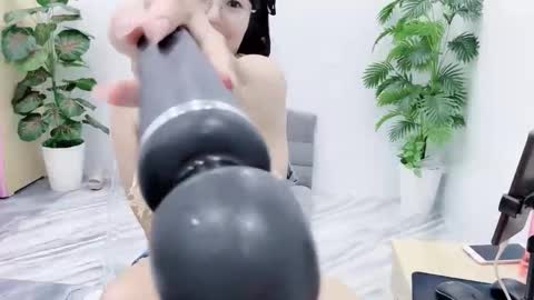 lyly_sweet97 online show from 10.10.25