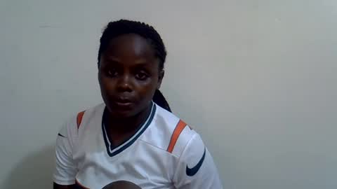 Snapshot of lyn_anna chatting on 07.14.26 lyn_anna online show from 07.14.26