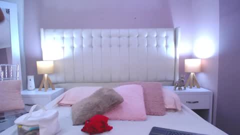 Lyn online show from 02.27.25