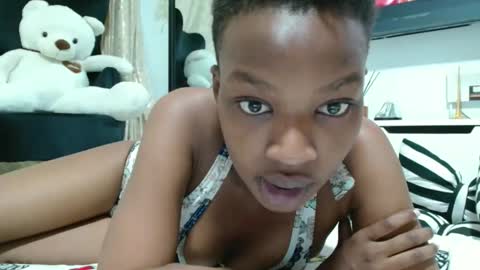 Snapshot of lyne898 chatting on 04.14.26 lyne898 online show from 04.14.26