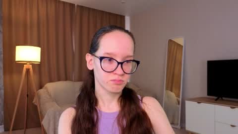 Snapshot of lynettebails chatting on 06.30.26 Sara online show from 06.30.26