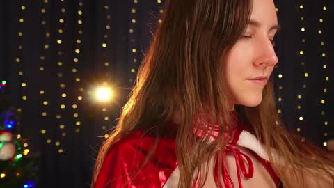 Lynn online show from 12.25.24