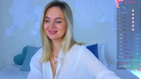 Lana online show from 11.18.25