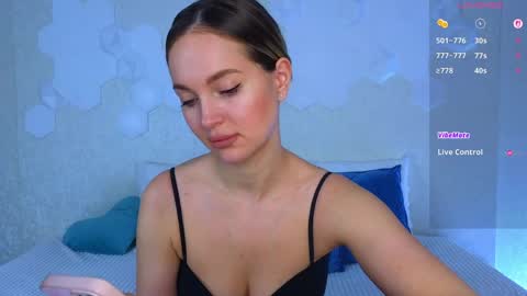 Lana online show from 04.10.26